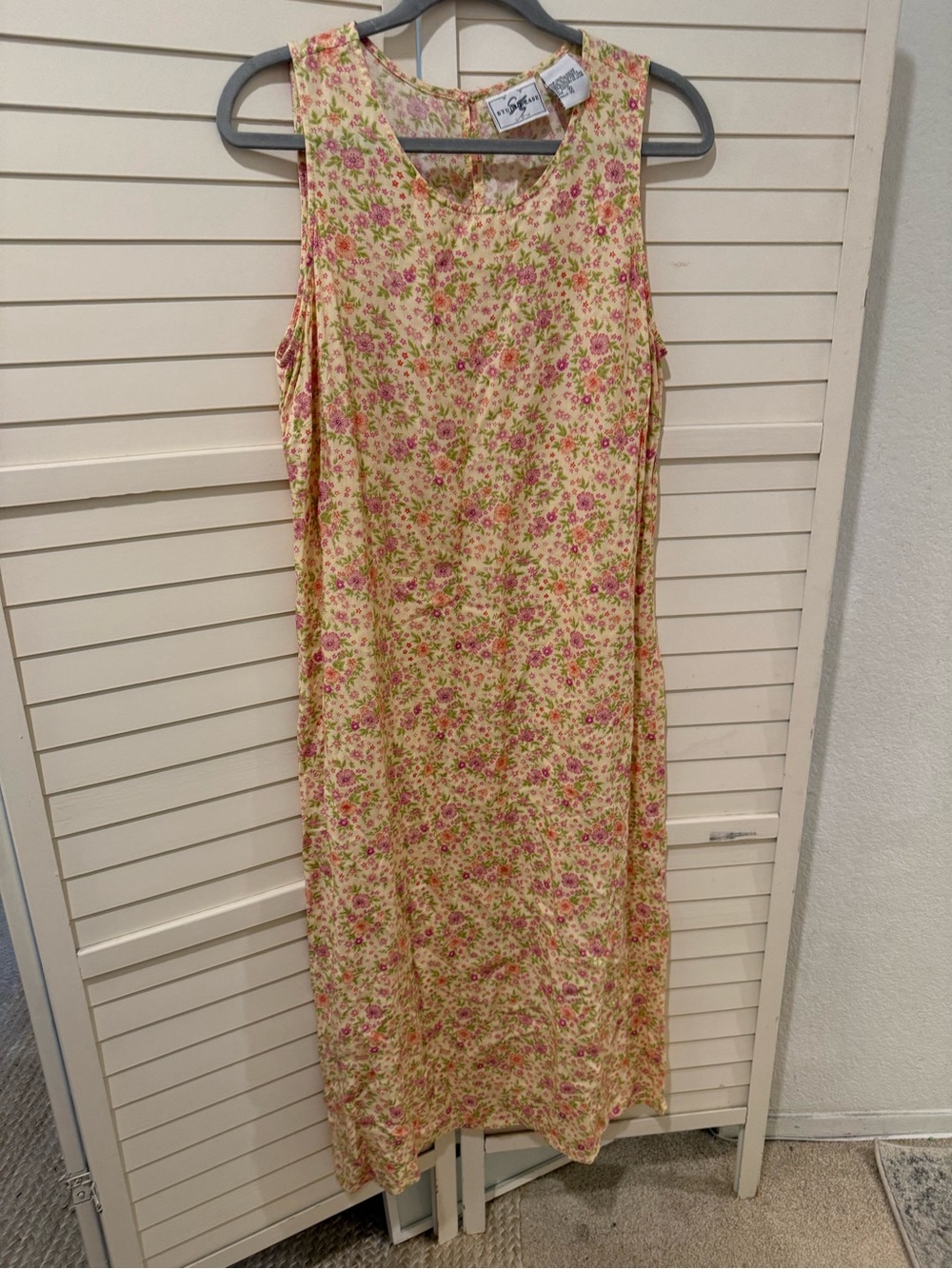 Floral Sleeveless Midi Dress in Yellow and Pink - Soft Summer vintage sz 10
